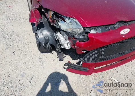 2014 Ford Focus Se z USA, uszkodzony, nr VIN 1FADP3K25EL182464